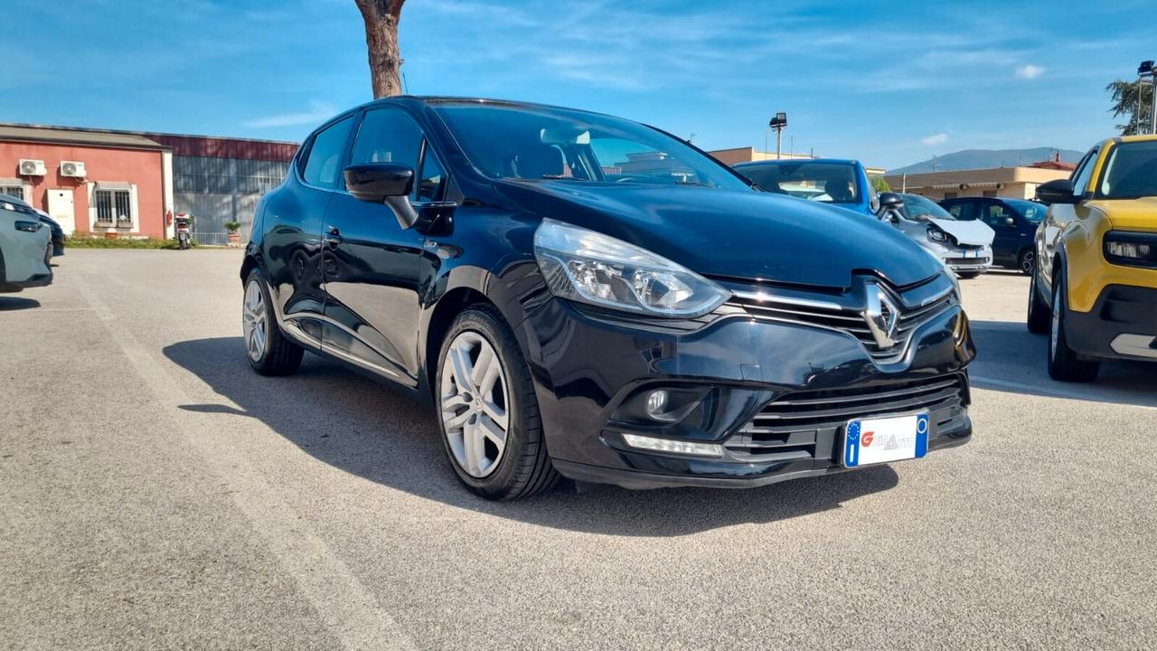 Renault Clio dCi 8V 75 CV 5 porte Duel2