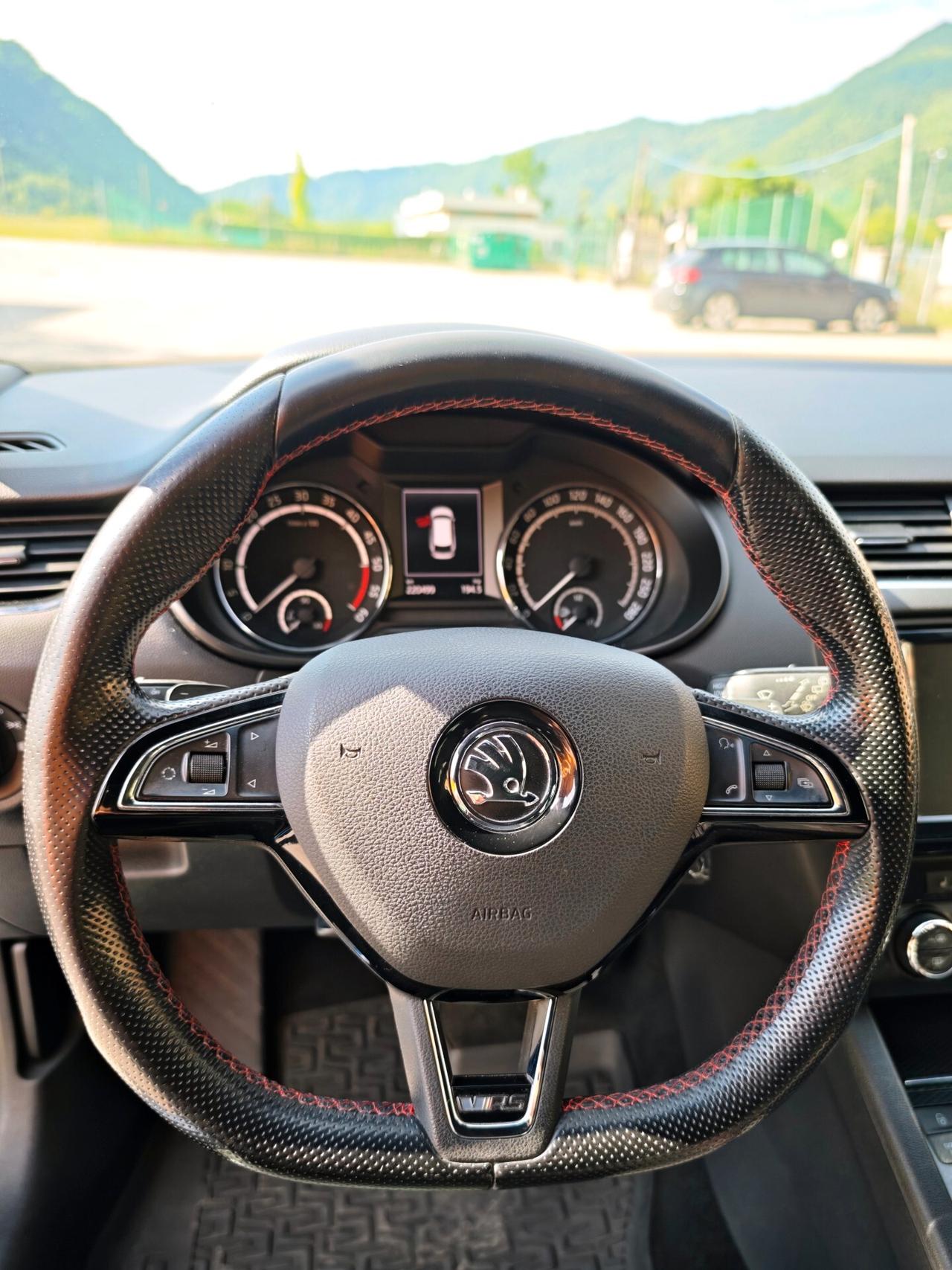 Skoda Octavia 2.0 TDI DSG Wagon RS