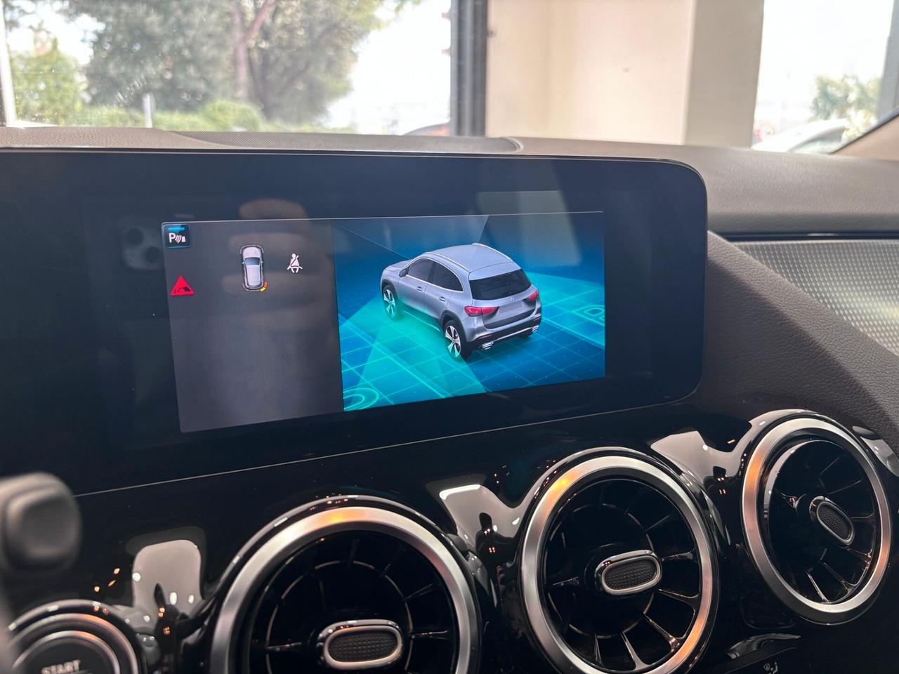 MERCEDES-BENZ GLA 220D AUTOMATICO SPORT LED-NAVI-CLIMA