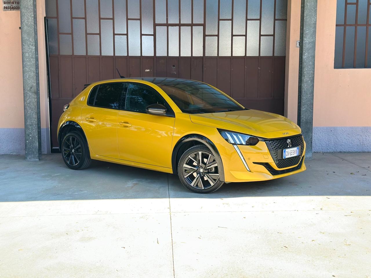 Peugeot 208 PureTech 100 Stop&Start 5 porte GT