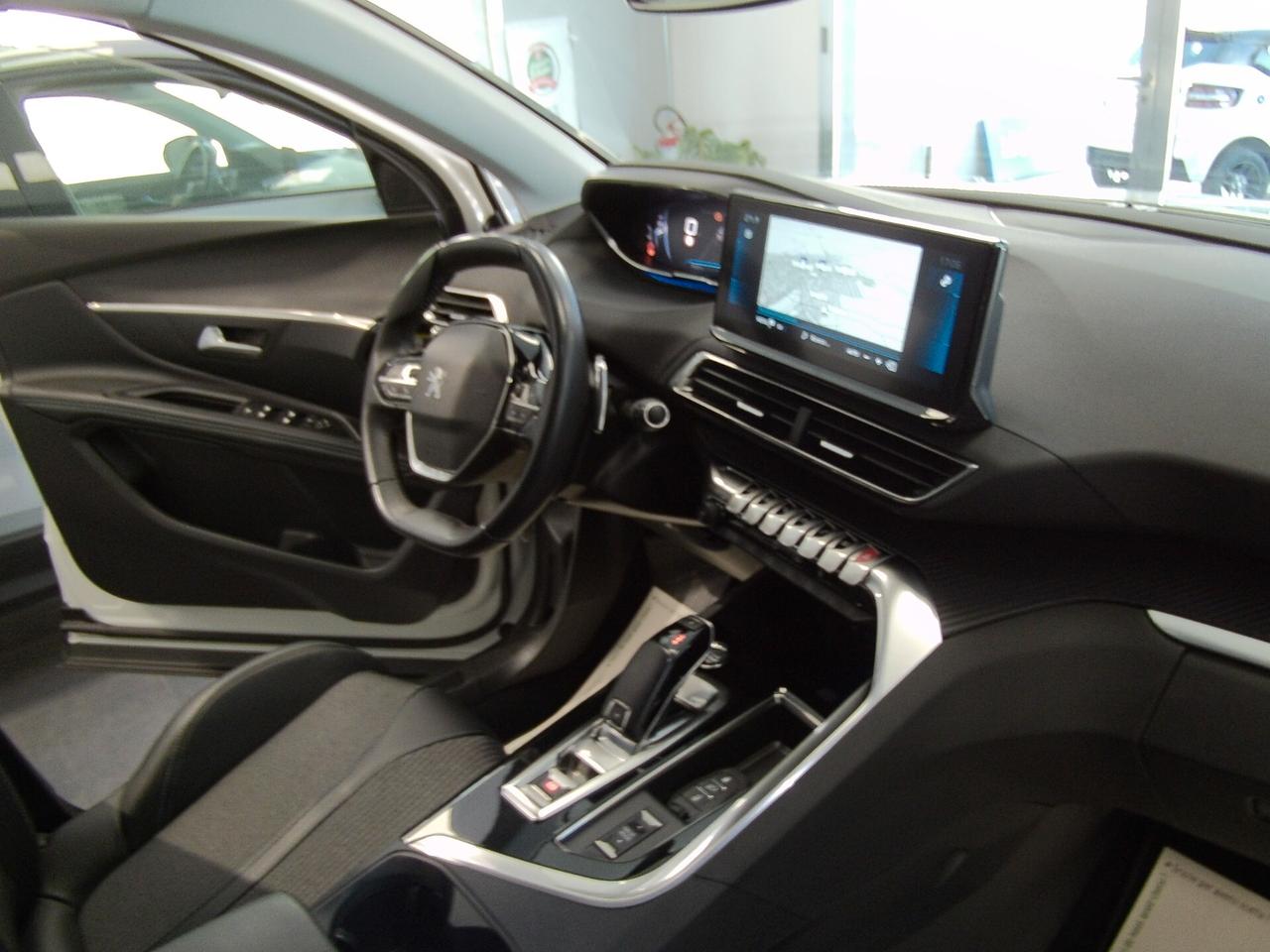 Peugeot 3008 BlueHDi 130 S&S EAT8 Allure Pack 2022