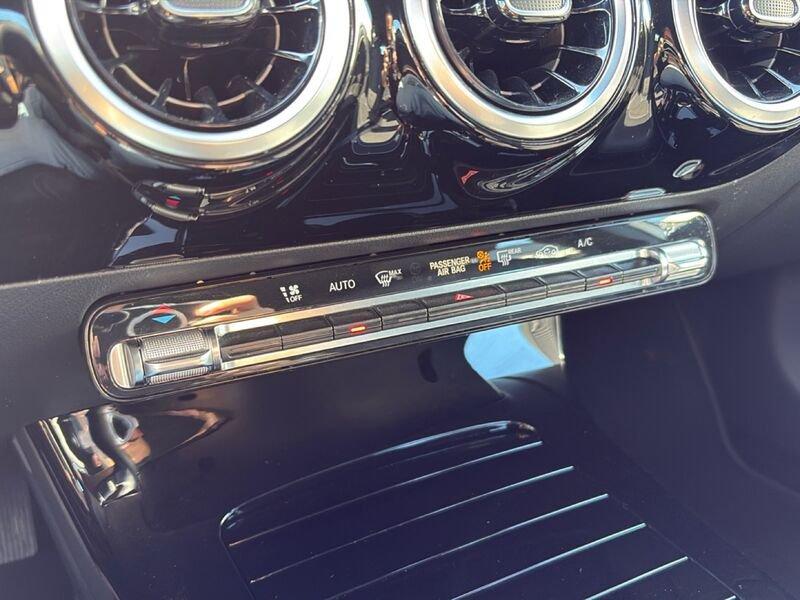 Mercedes-Benz Classe A A 180 d Progressive Advanced