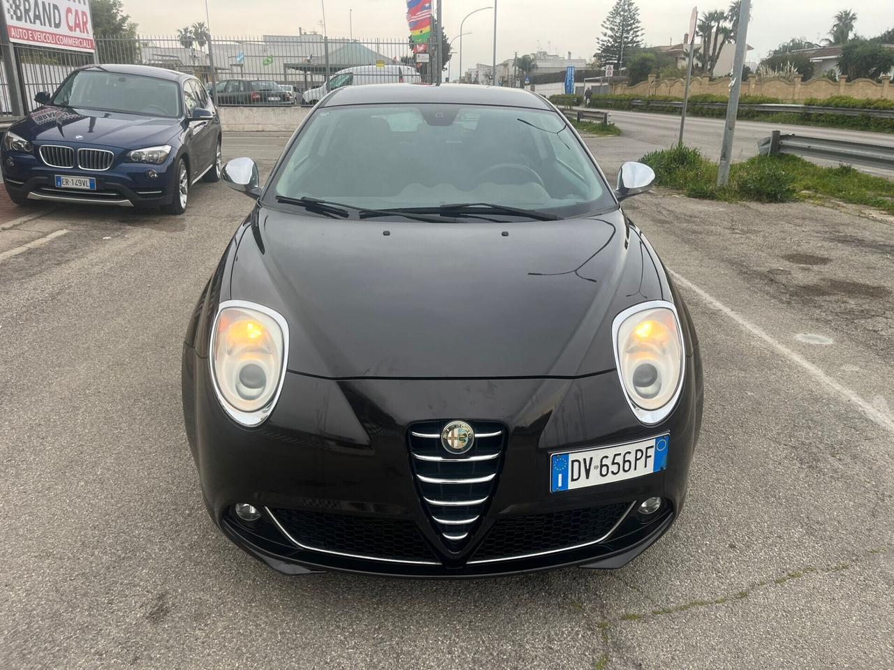 Alfa Romeo MiTo 1.6 JTDDistinctive Sport Pack Unipro 2009
