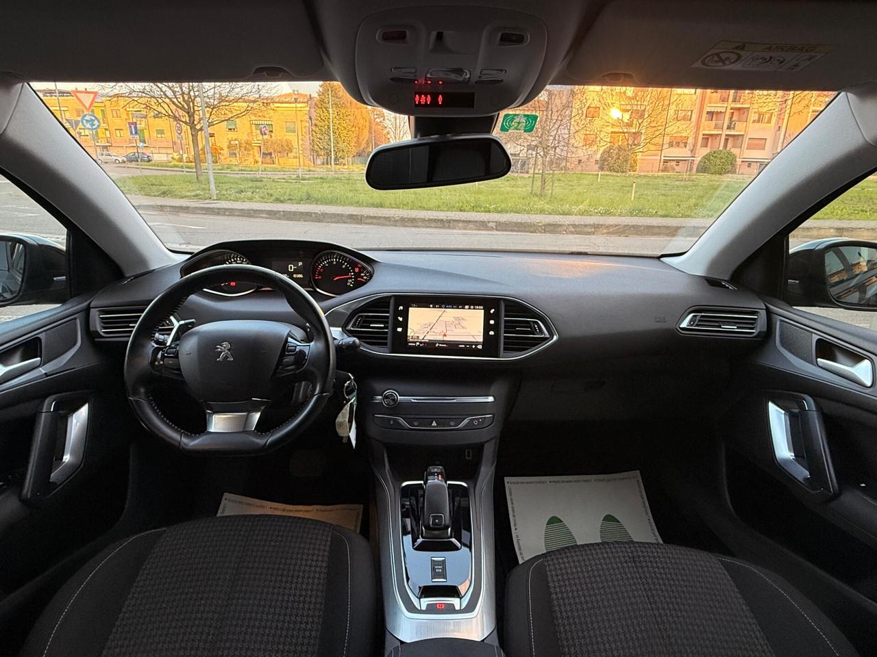 Peugeot 308 BlueHDi 130 S&S EAT8 SW Business