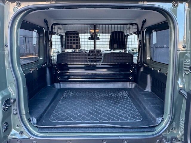 Suzuki Jimny 1.5 5MT PRO (N1)