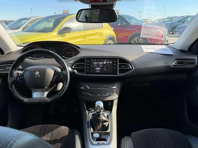 Peugeot 308 BlueHDi 120 S&S SW Allure