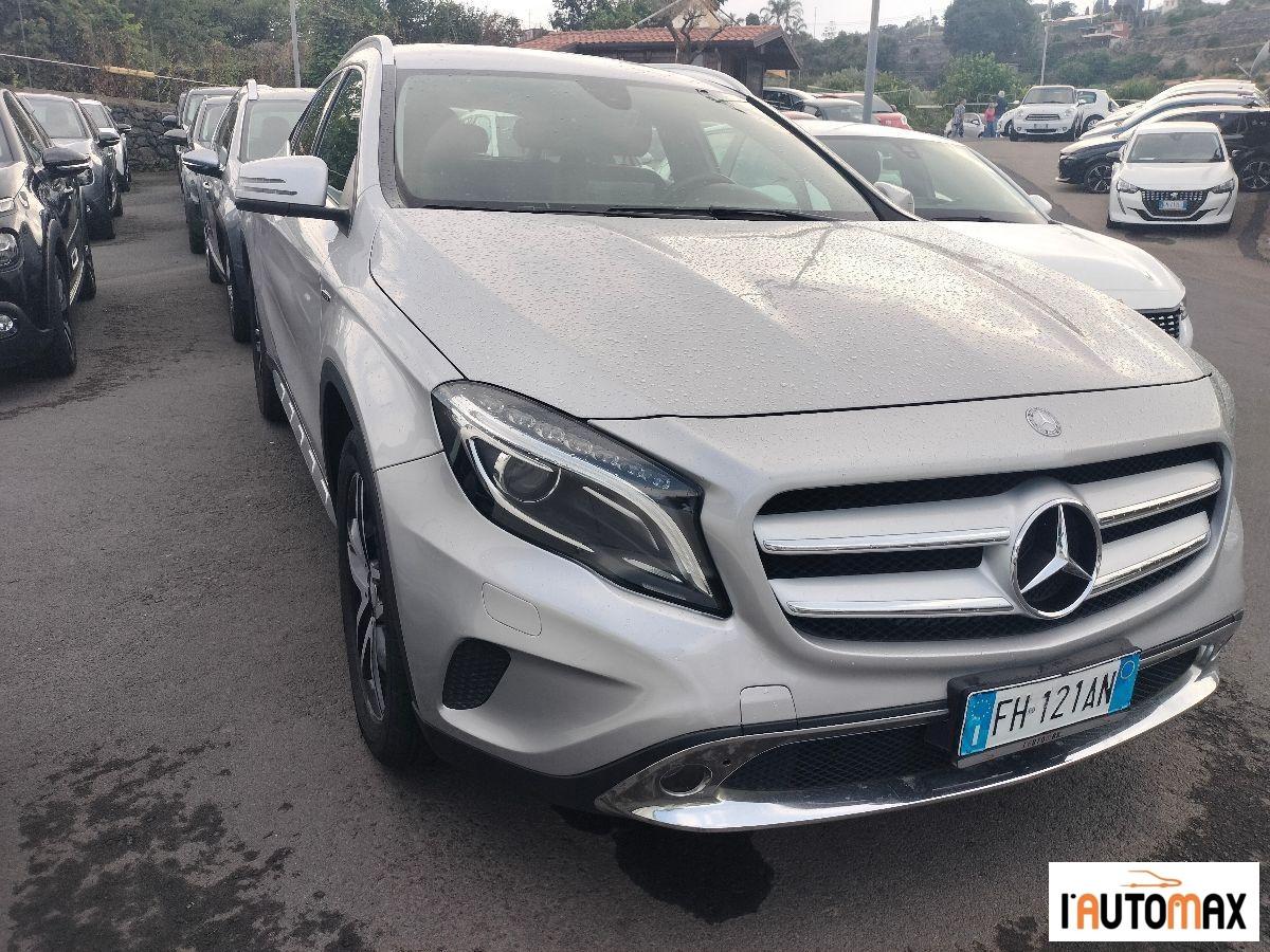 MERCEDES - Classe GLA 200 d (cdi) Sport auto