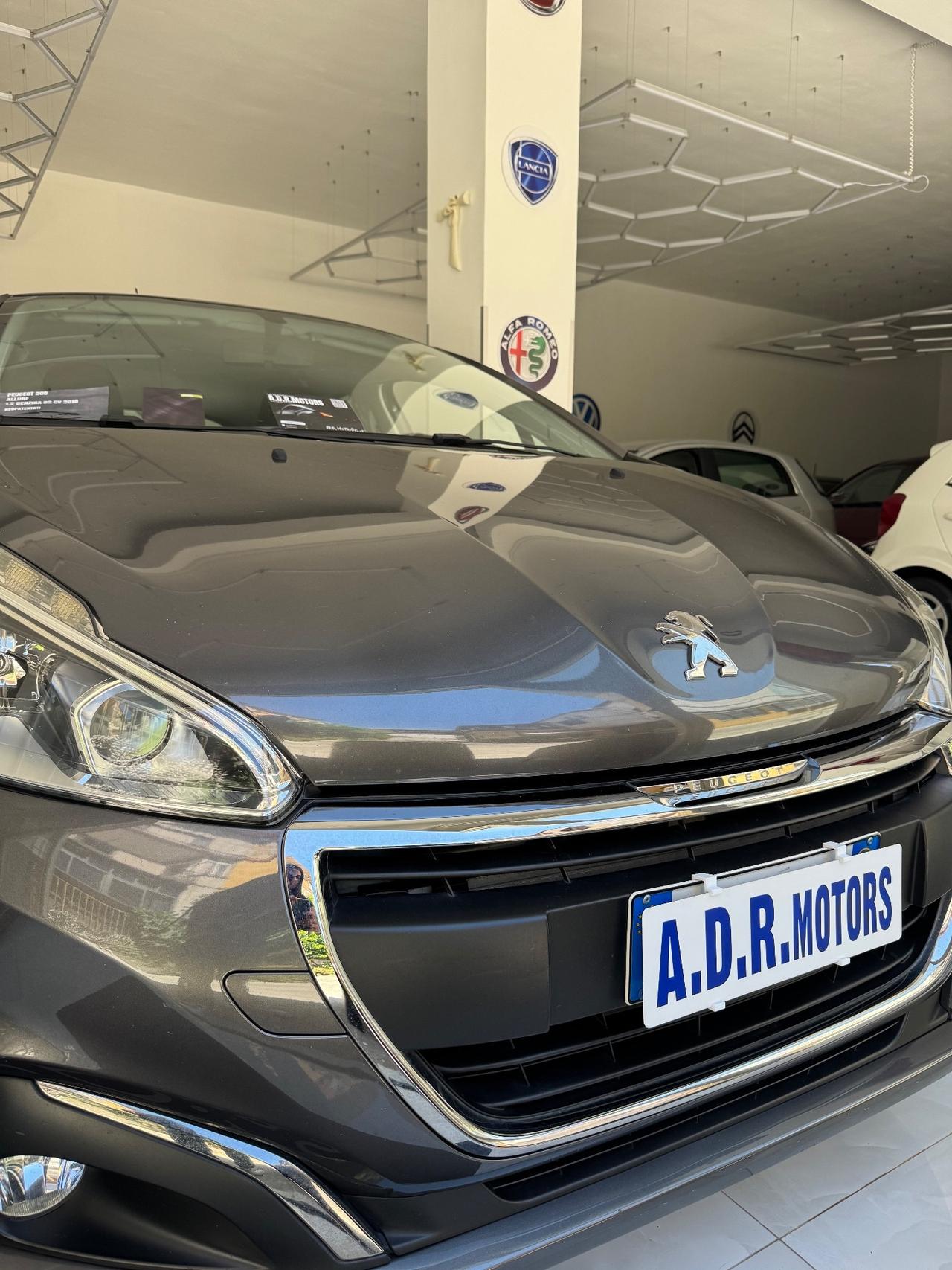 Peugeot 208 PureTech 82 5 porte Allure