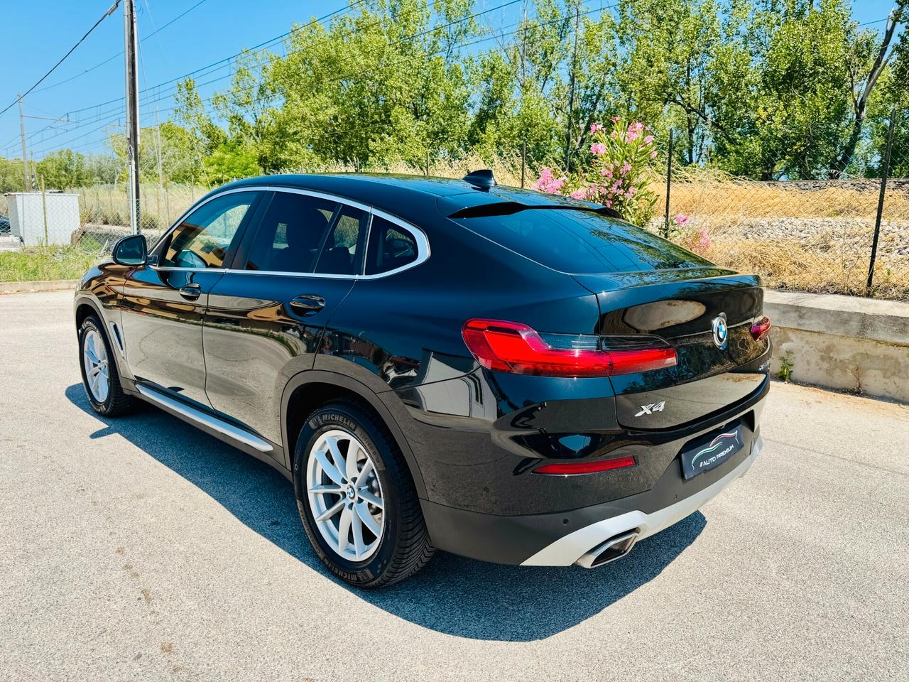 BMW X4 xDrive20d 2023 LED/RetroCam/CarPlay