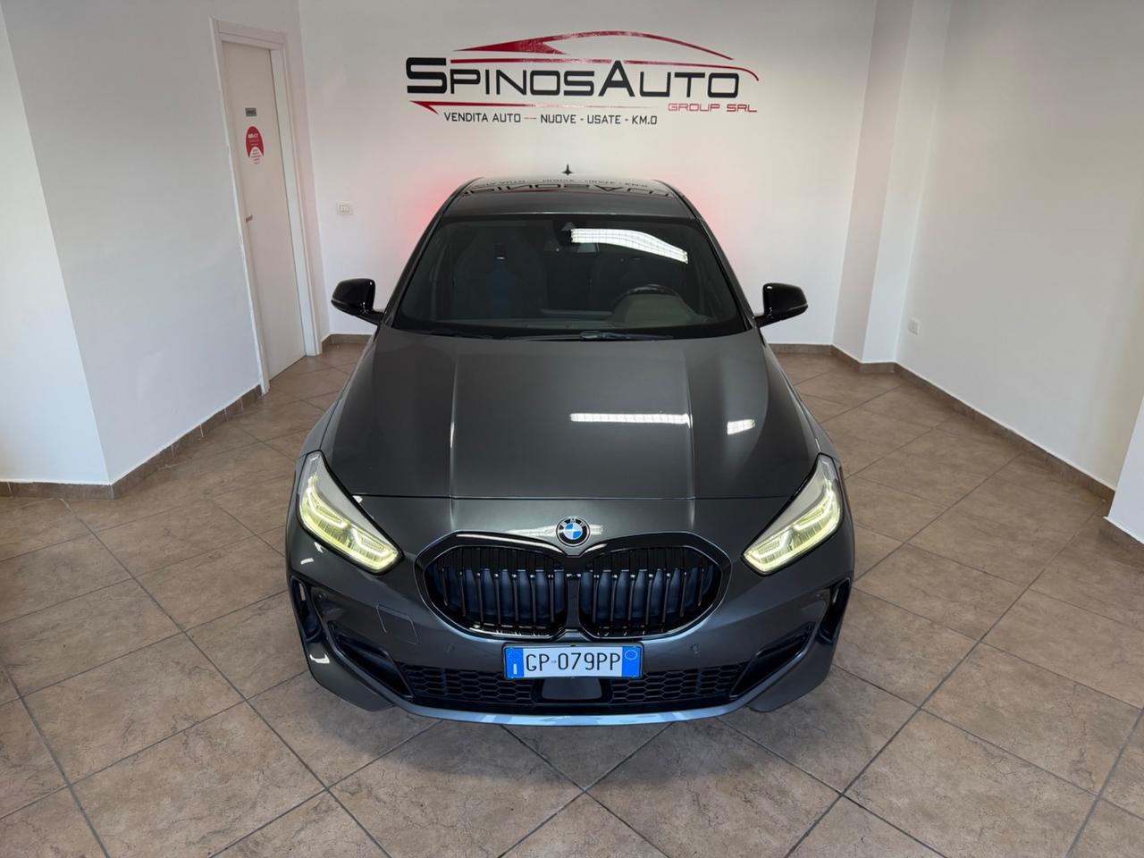 Bmw 118 118d 5p. Msport