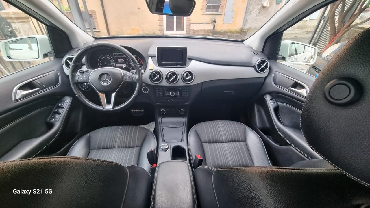 Mercedes-benz B 200 B 220 CDI Automatic Premium