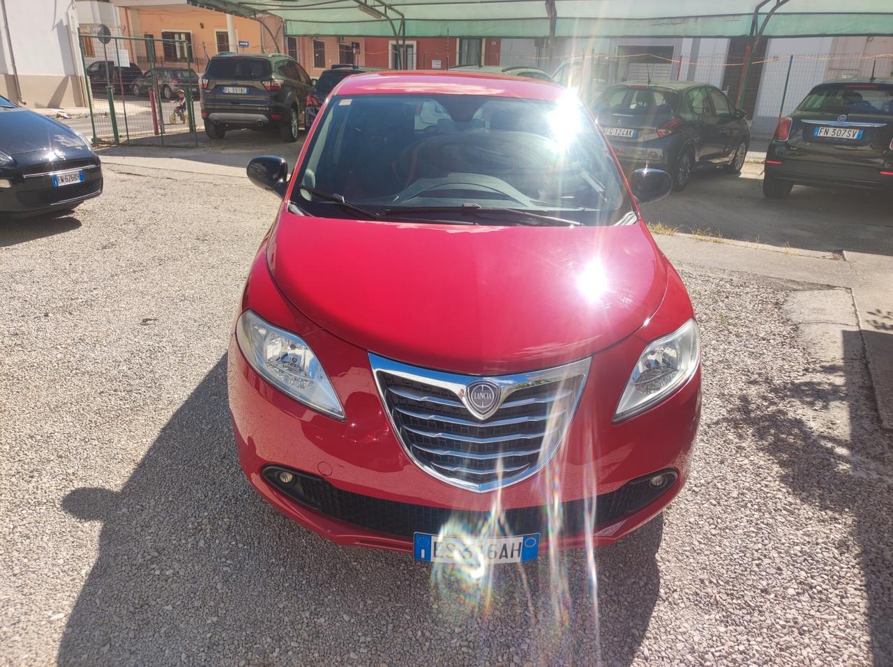 Lancia Ypsilon 1.2 69 CV 5 porte S&S Gold