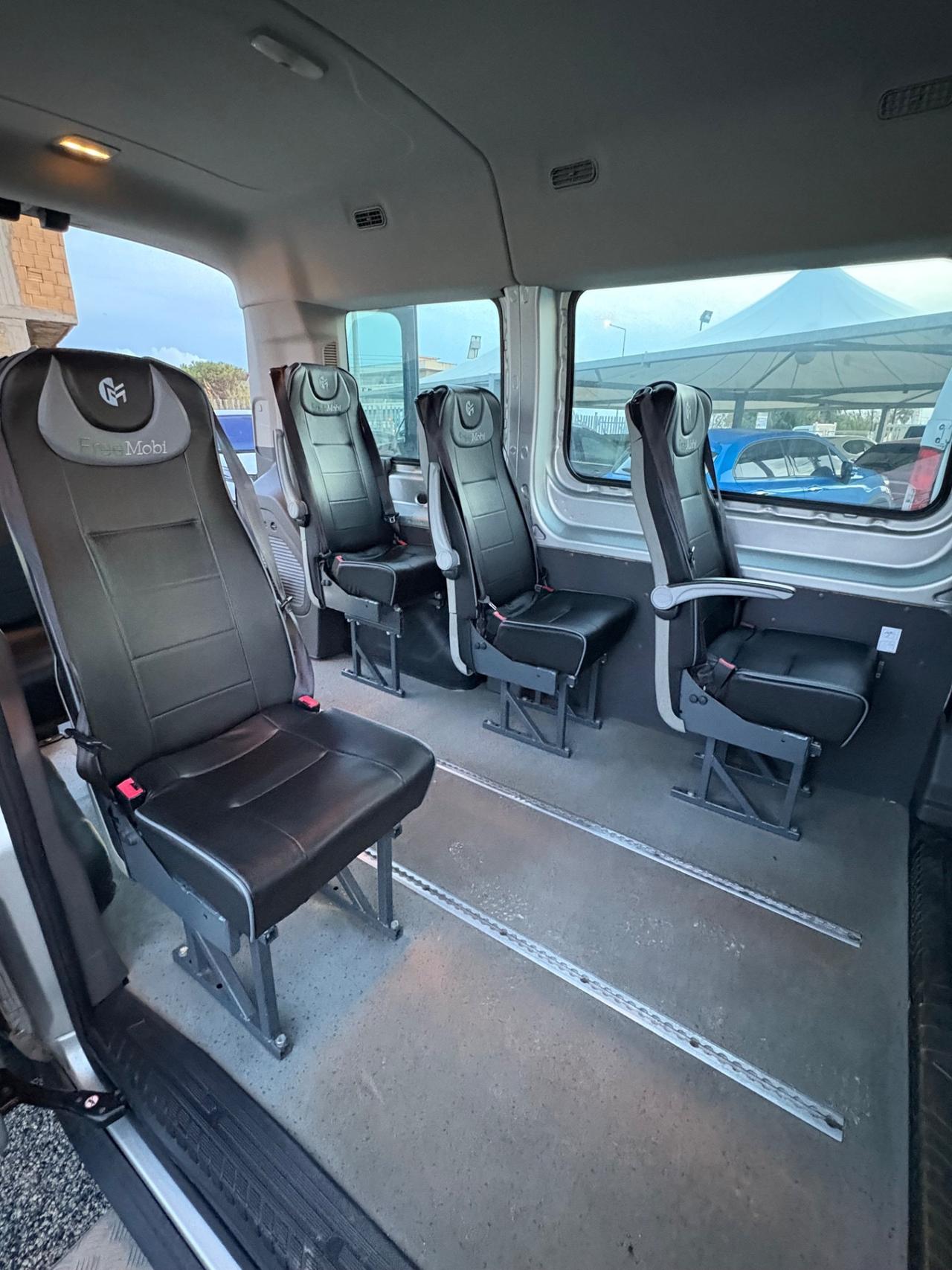 Ford Transit 2.0cc 130CV 9 posti trasporto disabili