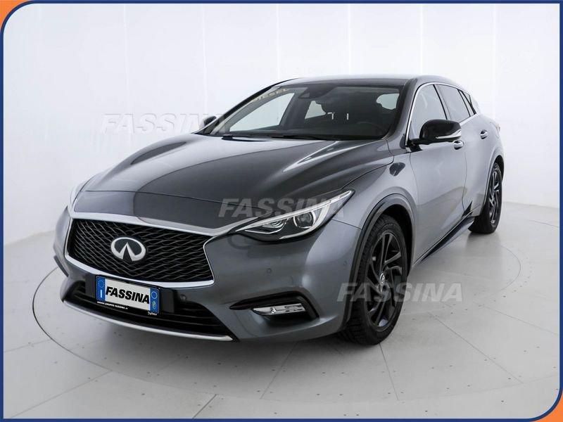 Infiniti Q30 1.5 diesel City Black Edition