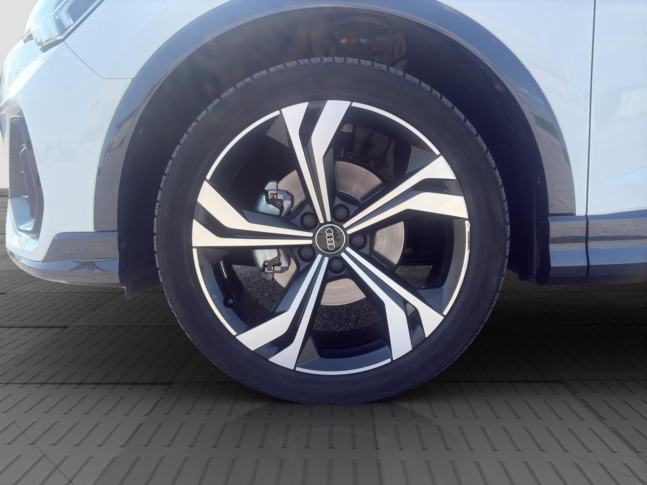 AUDI Q3 2ª serie Q3 SPB 35 TDI S tronic Identity Black