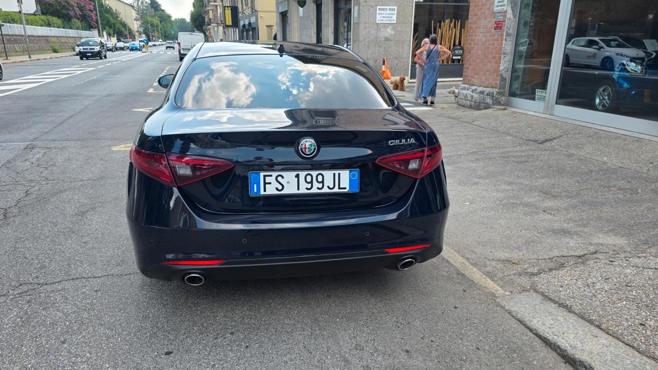 Alfa Romeo Giulia 2.2 Turbodiesel 180 CV Super