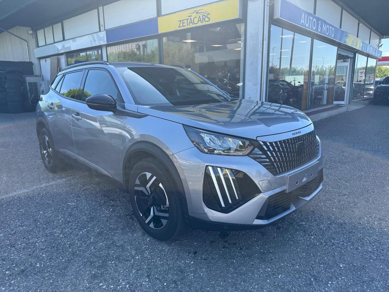 Peugeot 2008 1.2 puretech Allure s&s 130cv eat8