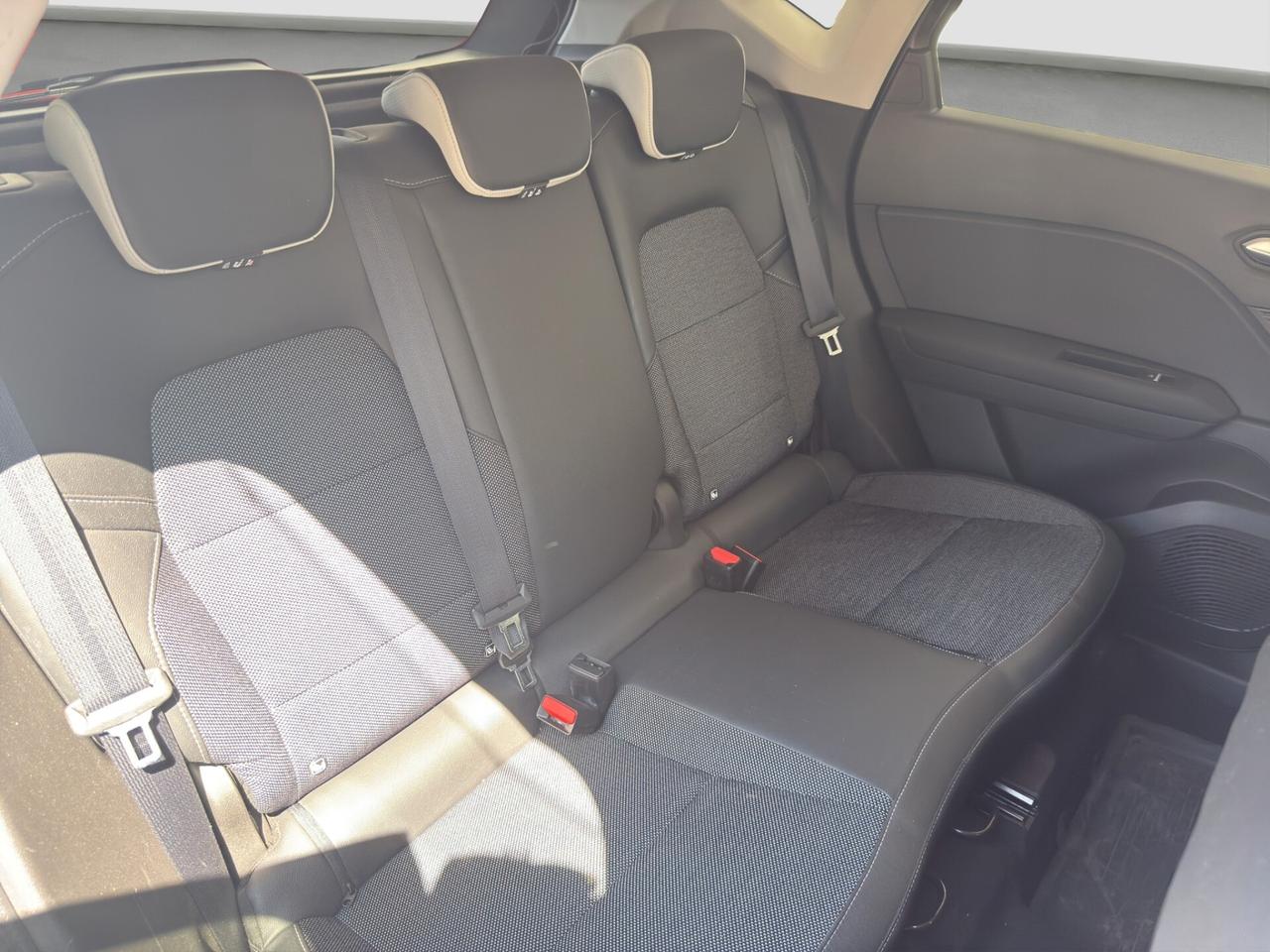 Renault Captur TCe 100 CV Intens