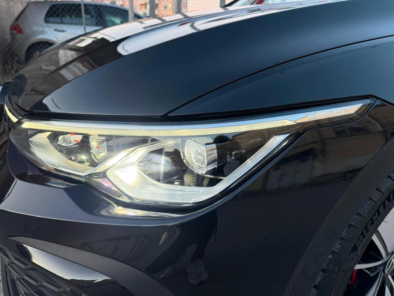 Volkswagen Golf 8 GTD 2.0 TDI 200cv DSG