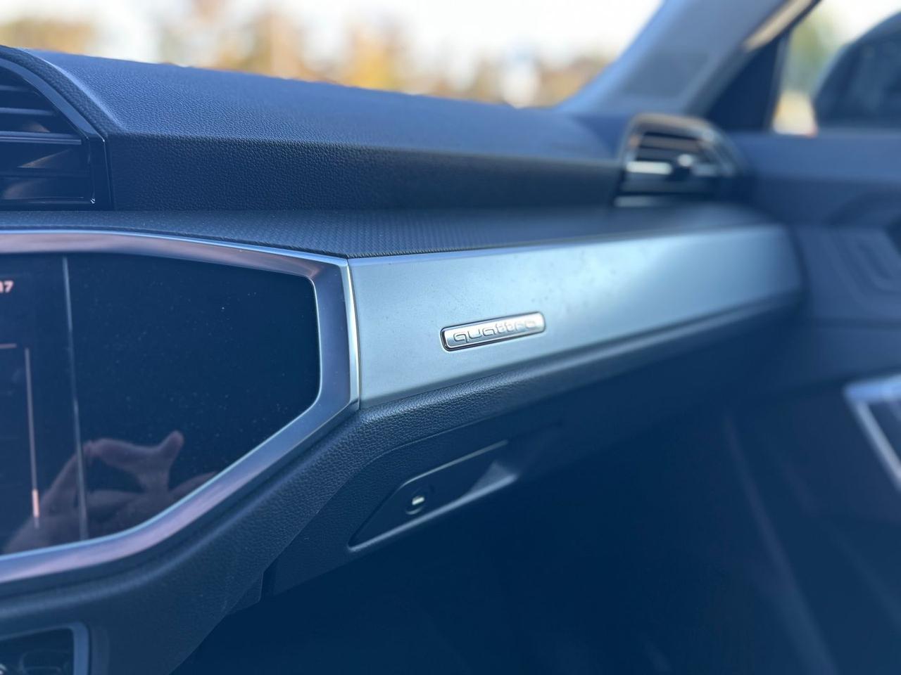 Audi Q3 Business Advanced 2.0 40 TFSI #7665