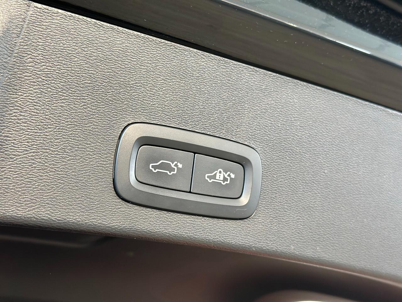 Volvo XC40 1.5 T4 PHEV Inscription Expression auto