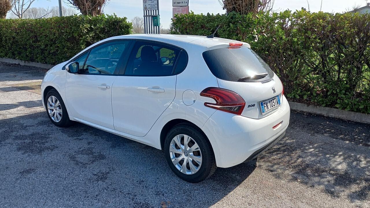 PEUGEOT 208 N1 4 posti