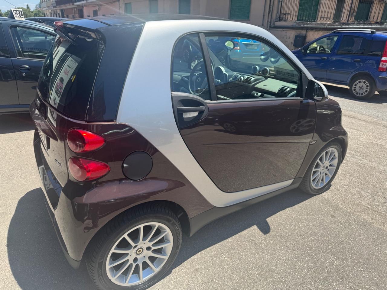 Smart ForTwo 1000 62 kW coupé higli style