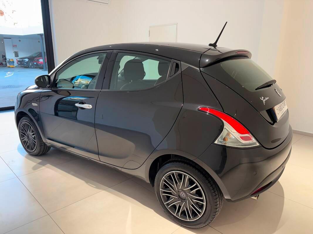 Lancia Ypsilon III 1.0 firefly hybrid Gold s&s 70cv 5p.ti
