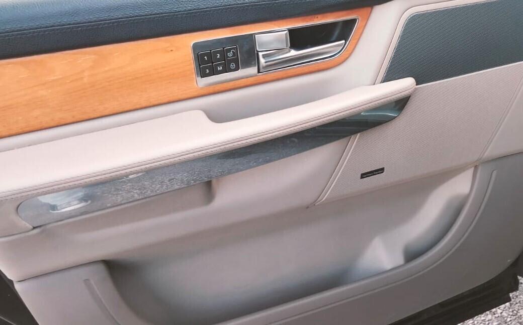 Land Rover Range Sport 3.0 SDV6 Autobiography 2012