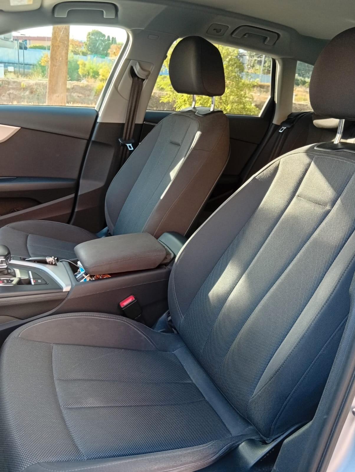 Audi A4 Avant 40 TDI quattro S tronic Business