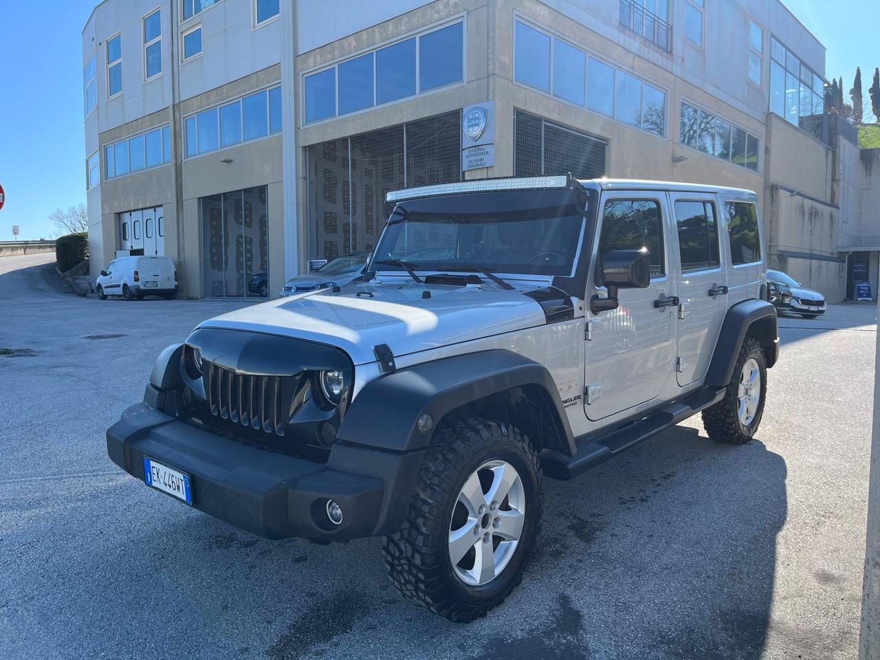 Jeep Wrangler 2.8 CRD DPF Sahara Auto