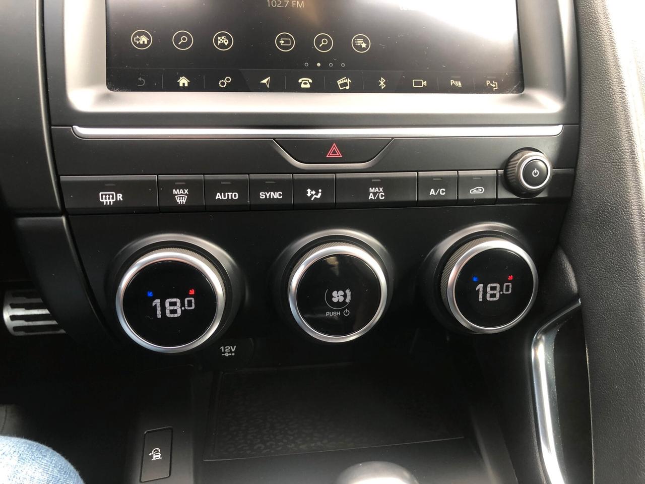 Jaguar E-Pace 2.0D 180 CV AWD aut. R-Dynamic