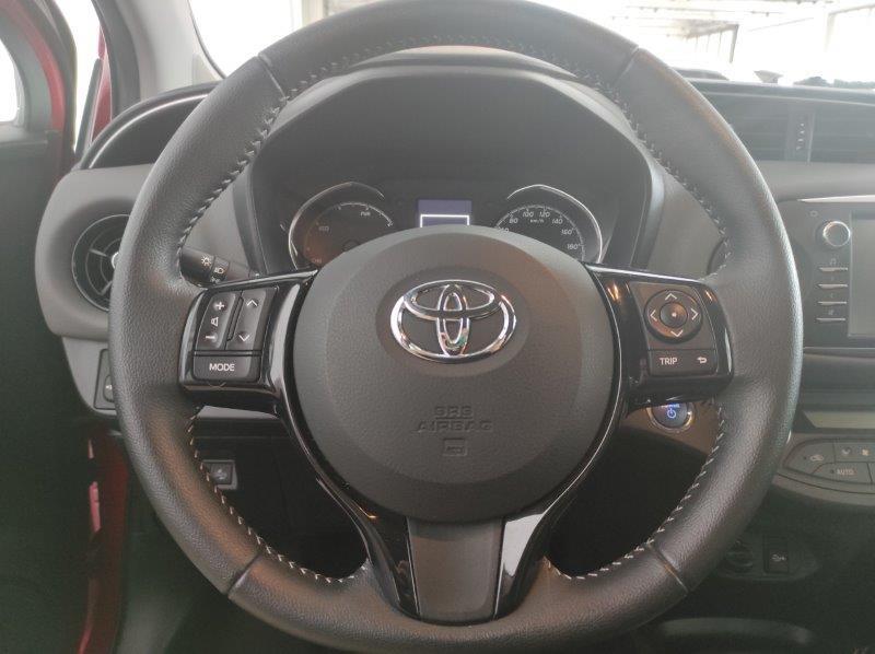 TOYOTA Yaris 3ª serie - Yaris 1.5 Hybrid 5 porte Active