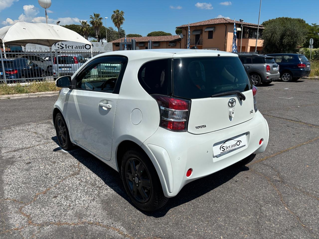 Toyota iQ 1.0 CVT Lounge AUTOMATICA SENSORI PARK EURO 5