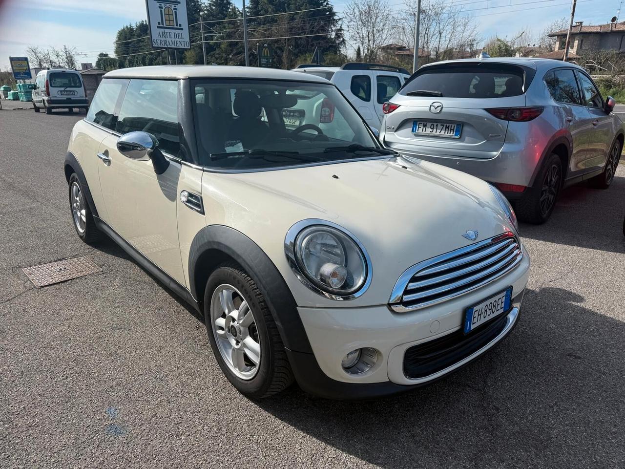 Mini 1.6 16V One (55kW)