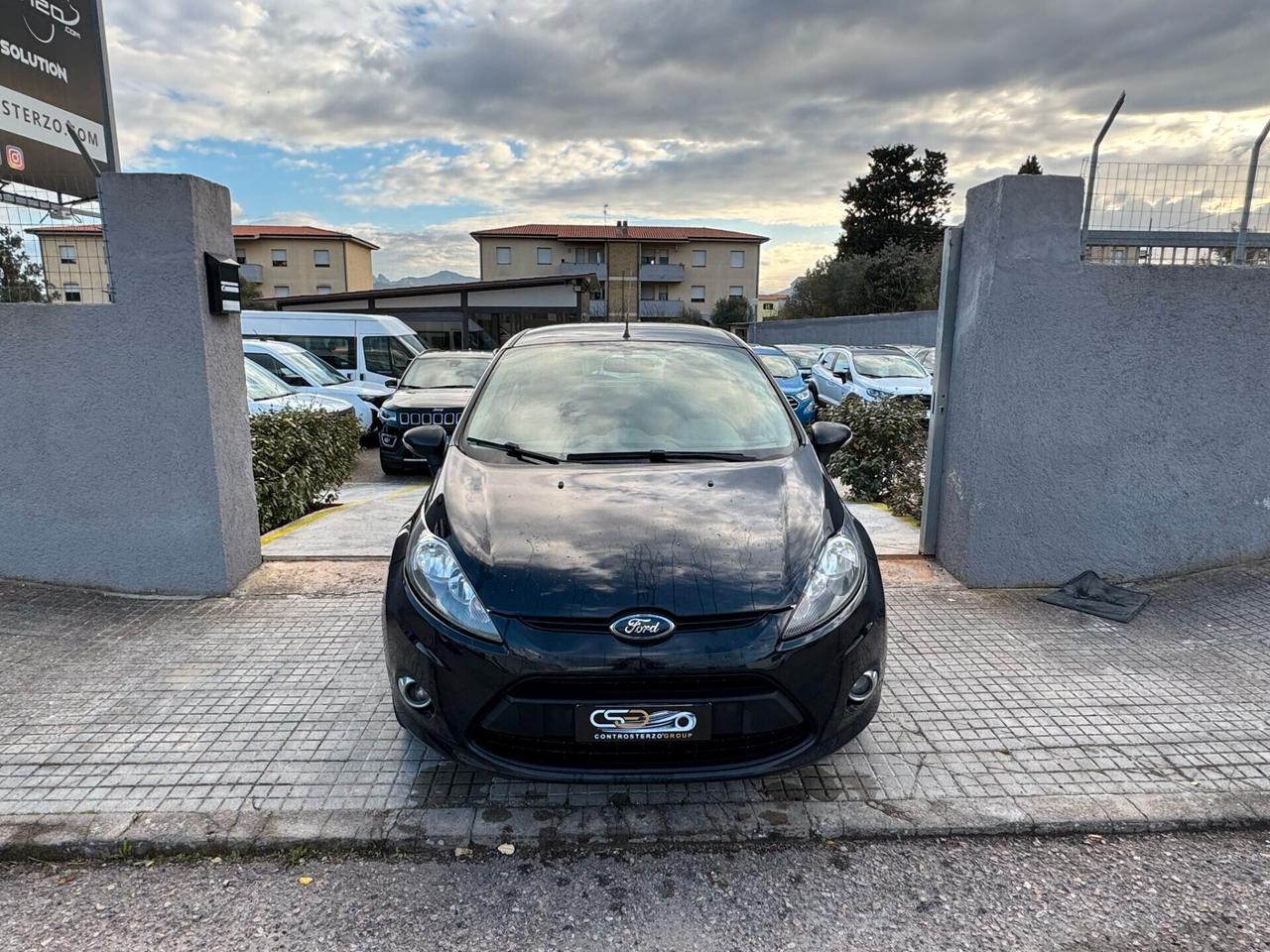 FORD FIESTA 5 PORTE - NEOPATENTATI
