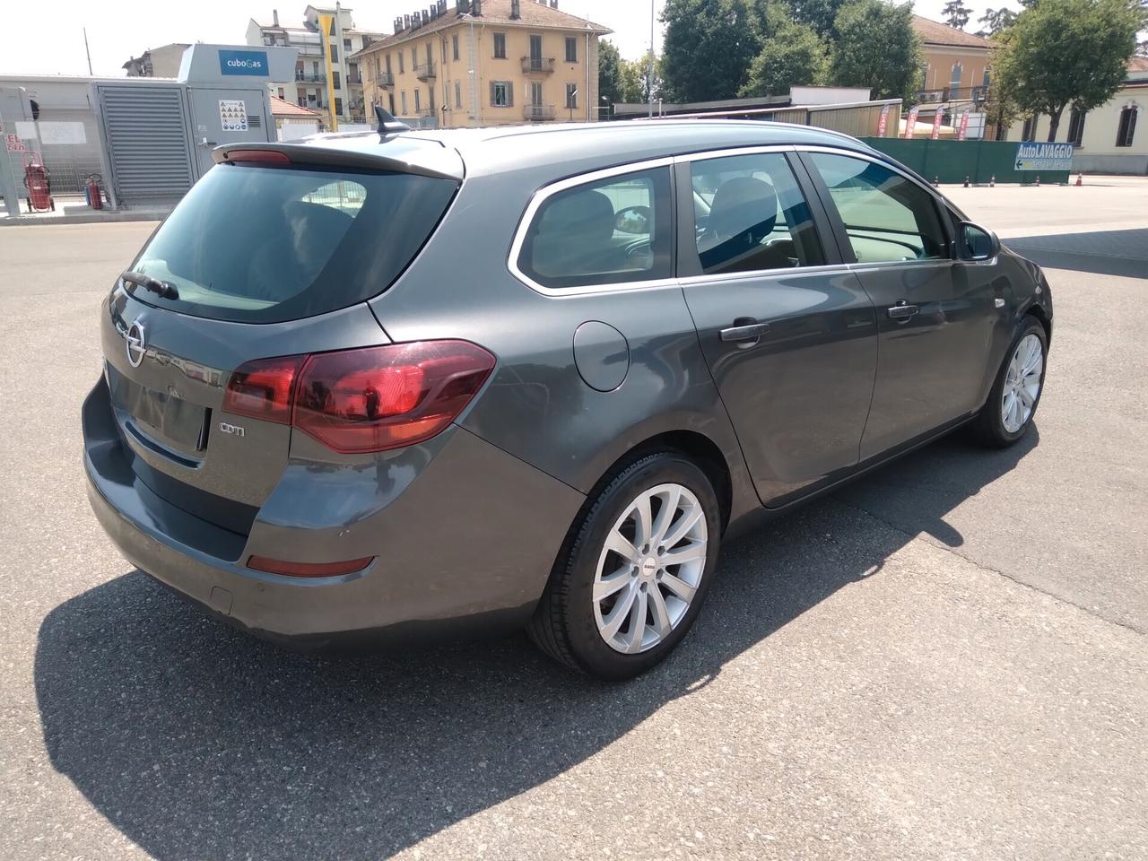 Opel Astra 2.0 CDTI 160CV Sports Tourer Cosmo S