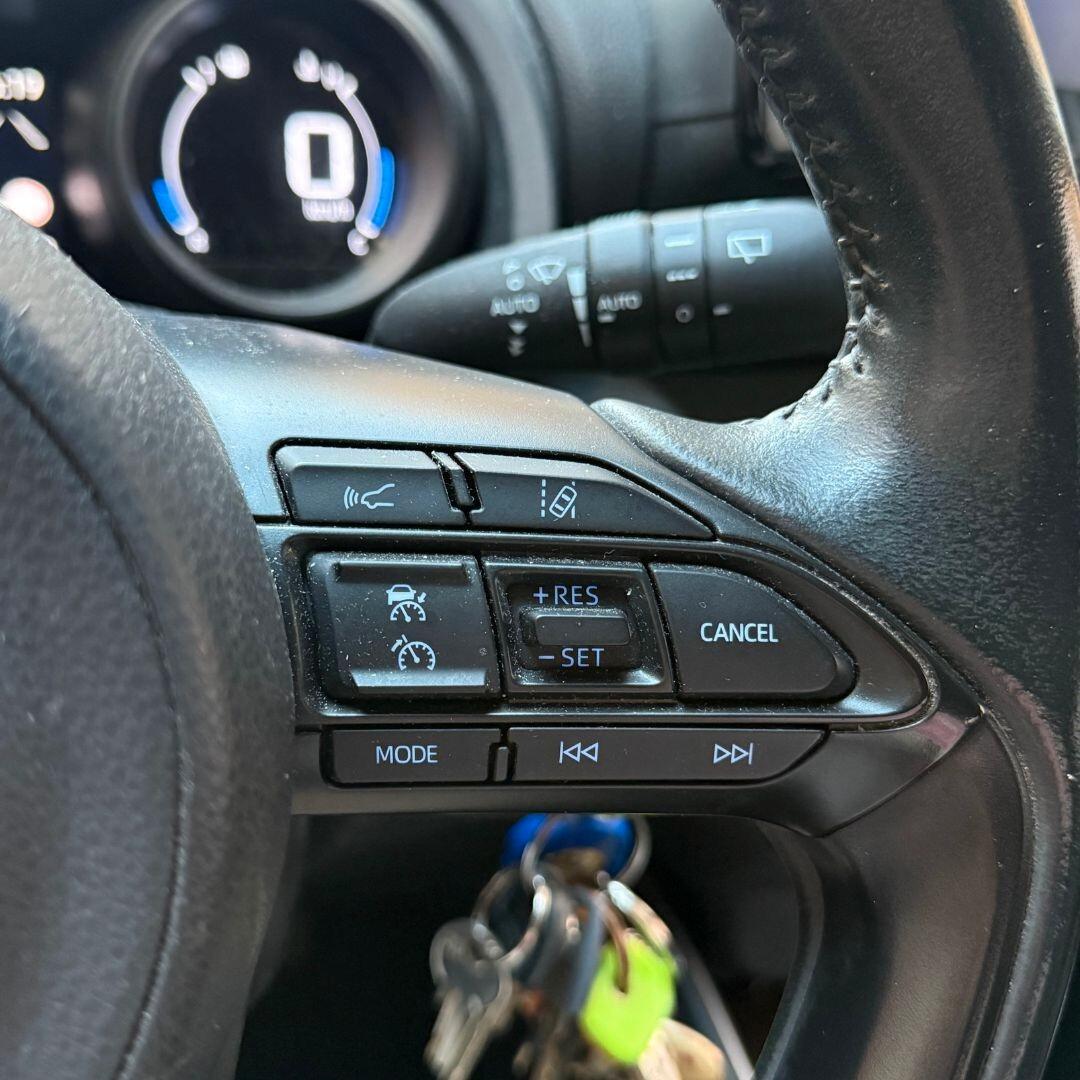 Toyota Yaris 1.5 Hybrid **GARANZIA TOYOTA**