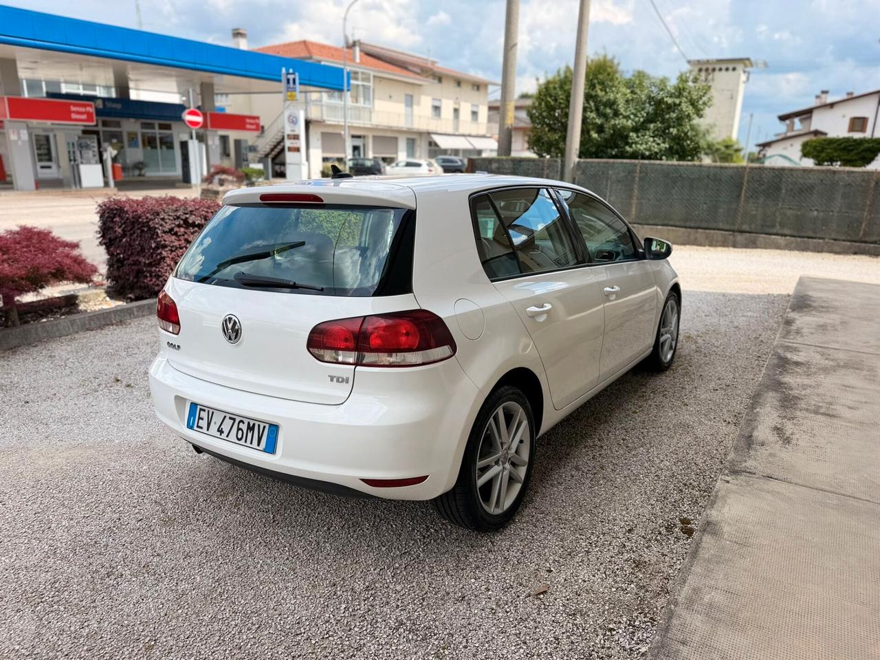Volkswagen Golf 1.6 TDI DPF 5p. Highline