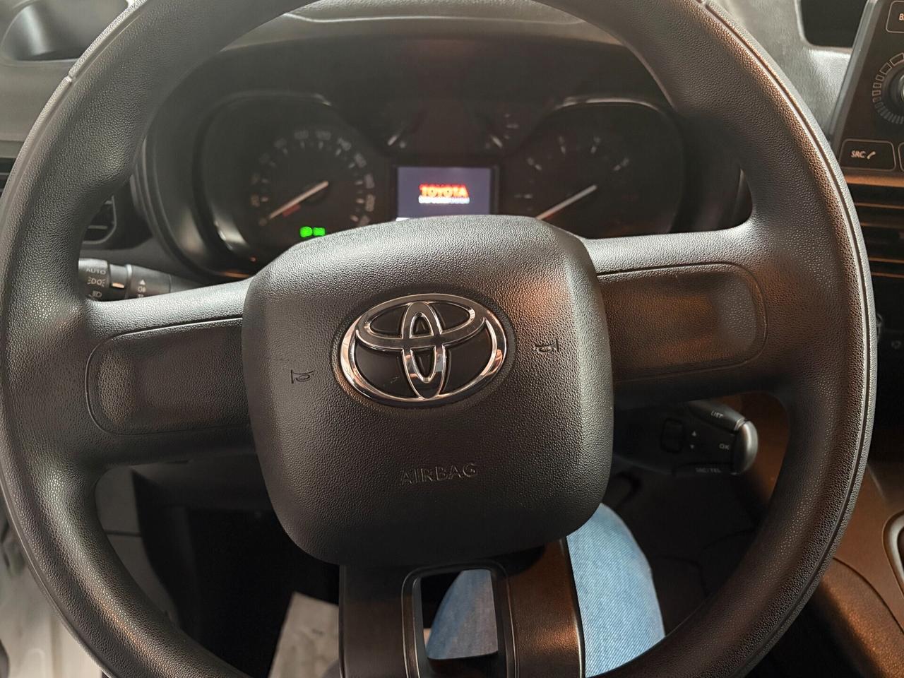 TOYOTA PROACE CITY 1.5 D 100cv (UNIPROP, IVA ESPOSTA)