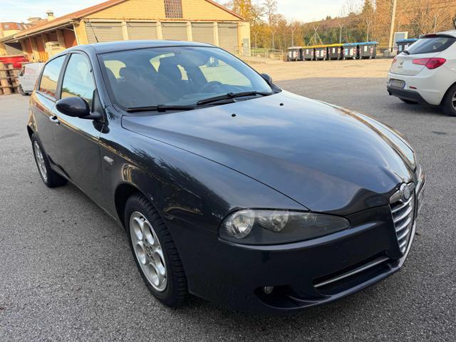 ALFA ROMEO 147 1.9 JTD (120) 5p senza nessun lavoro da fare