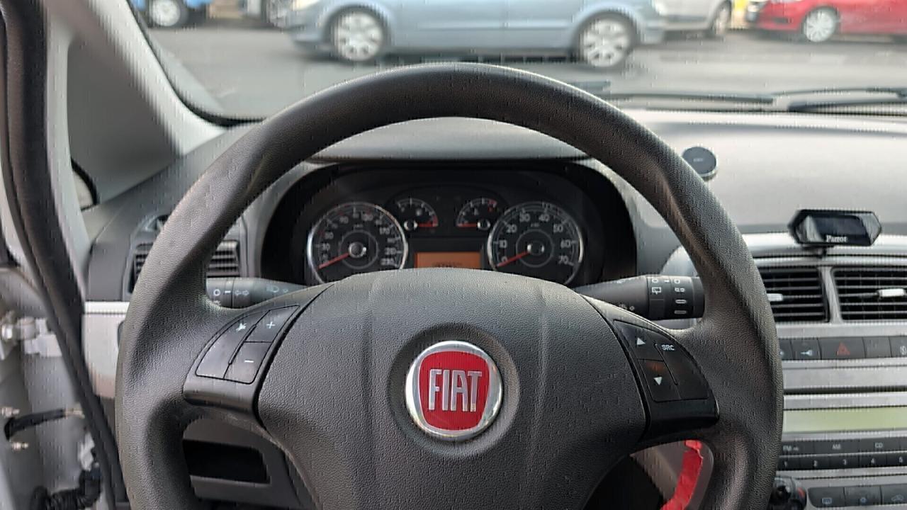 Fiat Grande Punto Evo Punto Evo 1.2 BENZINA Dynamic - Anno 2012 - Neopatentato