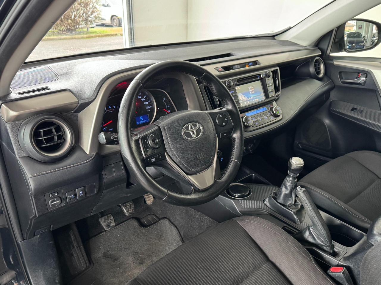 Toyota RAV4 2.0 d-4d Active 2wd 124cv mt