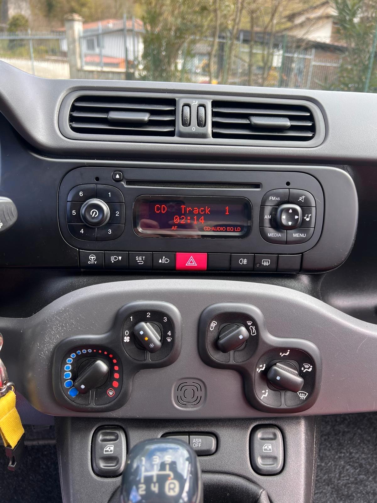 FIAT PANDA 1.2 BENZINA NEO PATENTATI