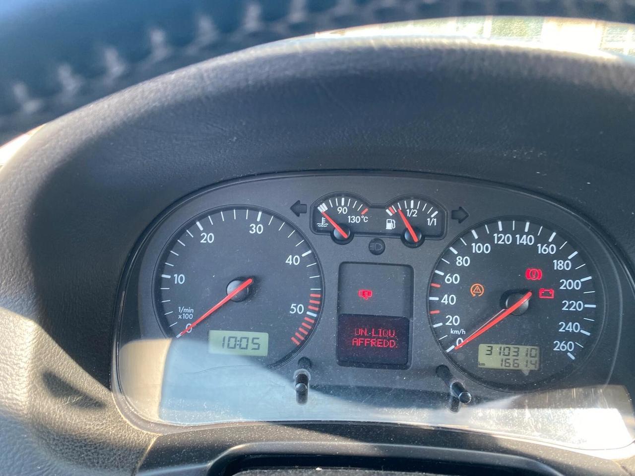 Volkswagen Golf 1.9 TDI/90 CV cat 3 porte