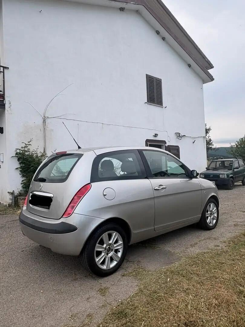 Lancia Ypsilon 1.2