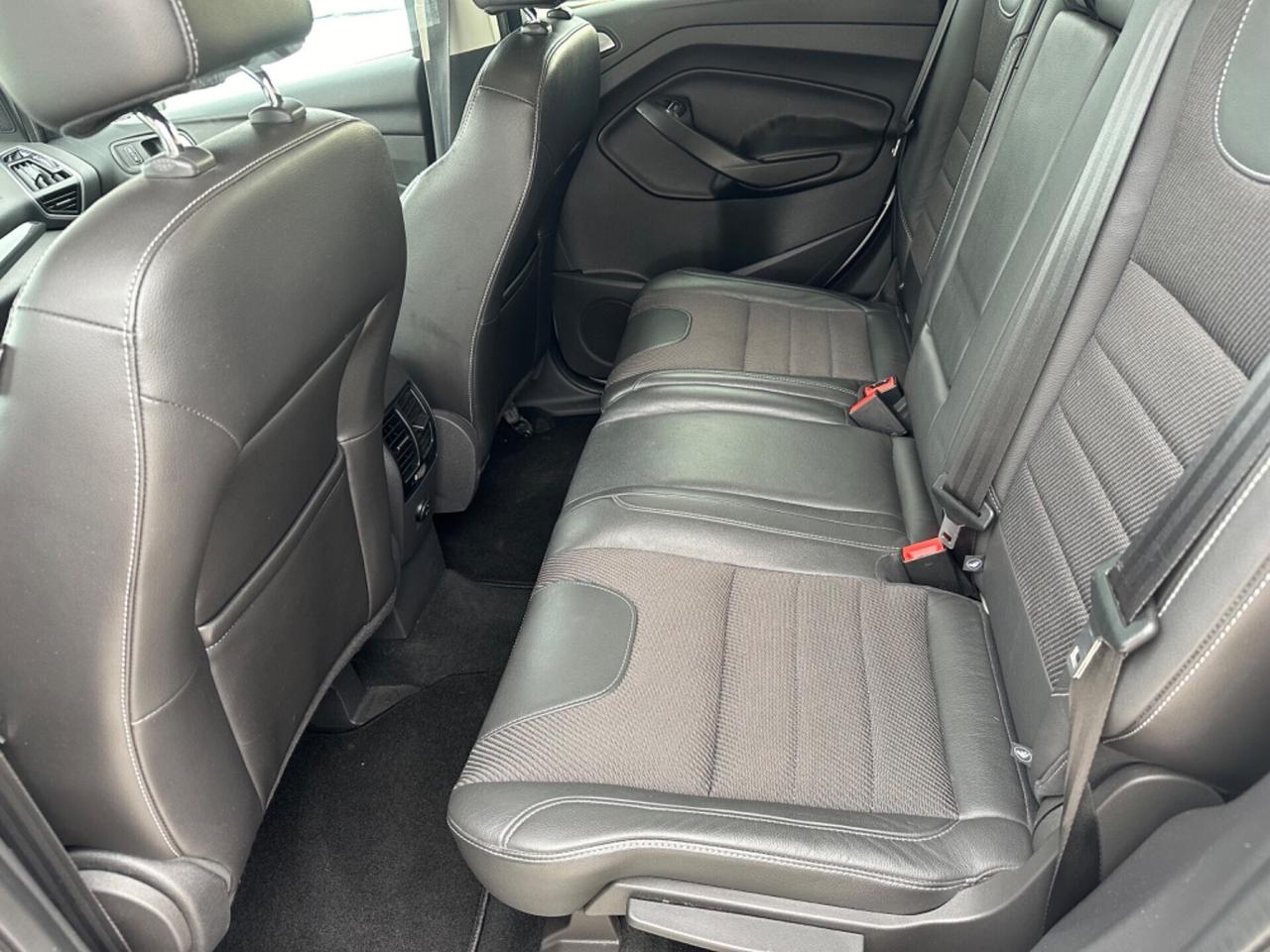 Ford Kuga 2.0 TDCI 163 CV 4WD Powershift Titanium X