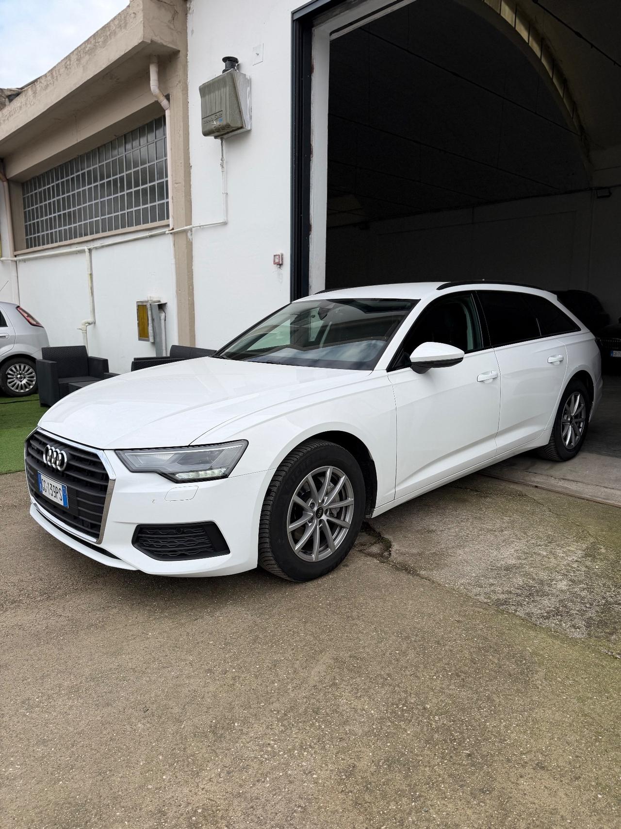 Audi A6 40 2.0 TDI quattro ultra S tronic Business Design