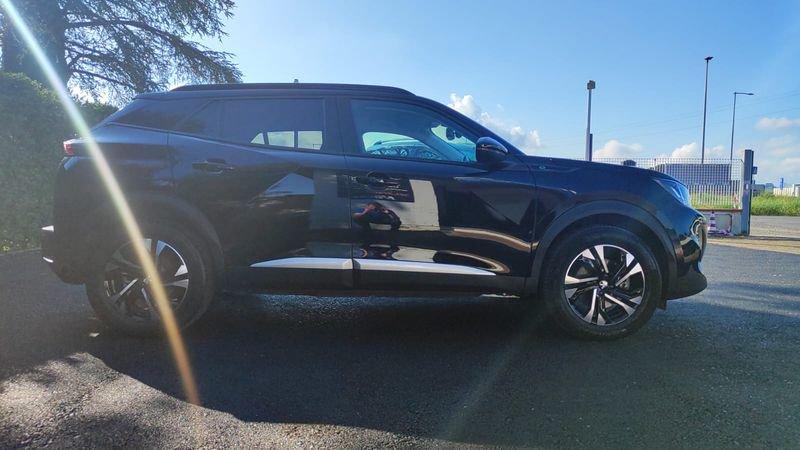 Peugeot 2008 motore elettrico 136 CV Allure Pack