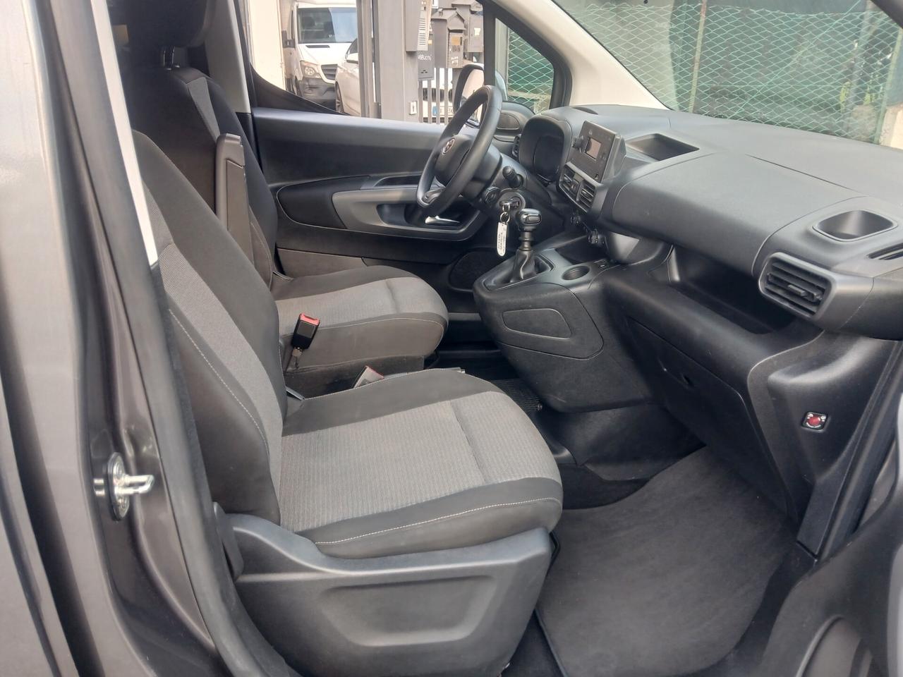 Toyota Proace City Verso 1.5D 100 CV S&S Short D Lounge ANNO 2021